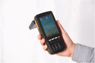 Sự khác biệt giữa công nghệ quét RFID và công nghệ mã vạch thông thường