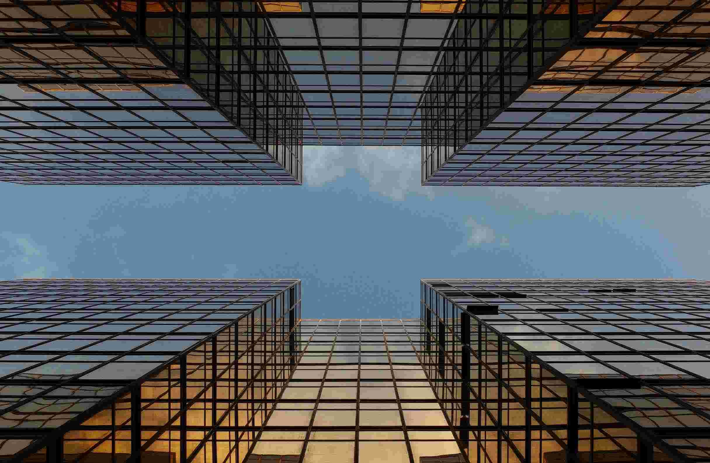 Tối ưu hóa quản lý hàng tồn kho với nhãn dán RFID UHF: Nâng cao hiệu quả hoạt động bán lẻ