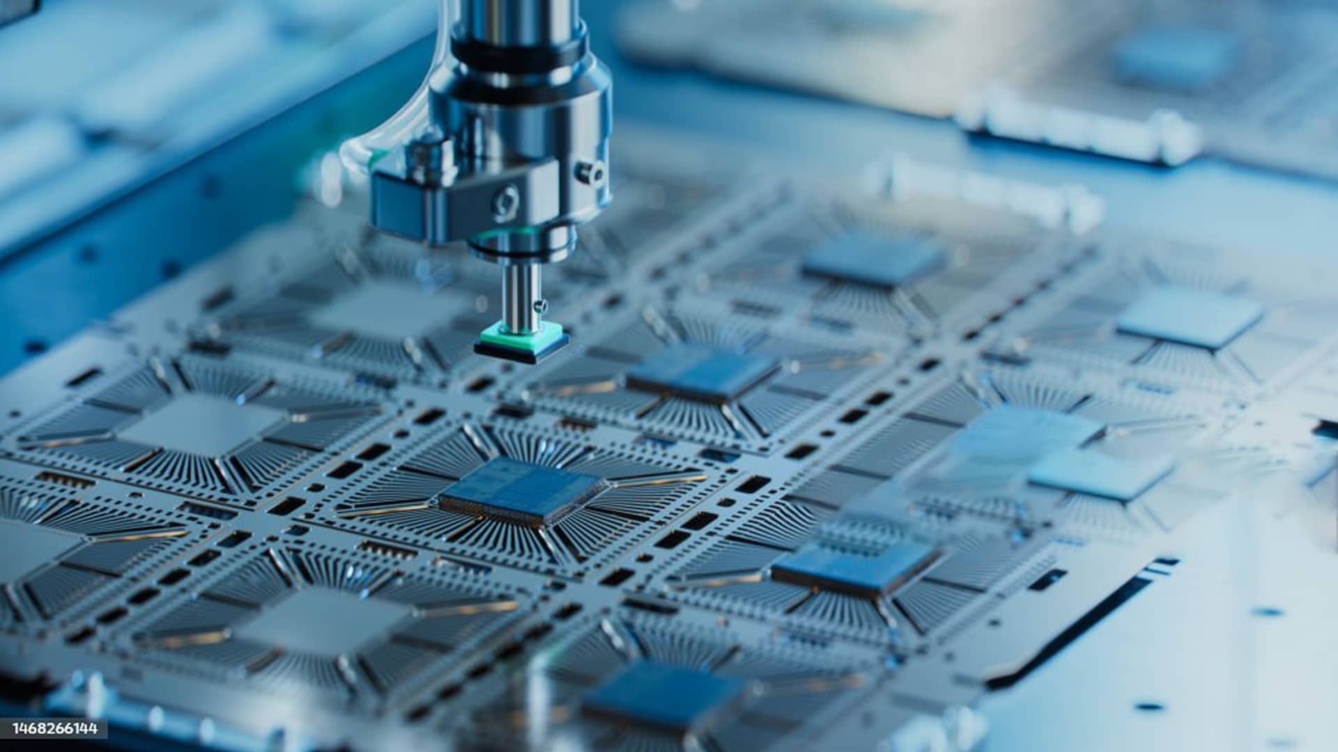 Ứng dụng quản lý thông minh vào dây chuyền sản xuất RFID.