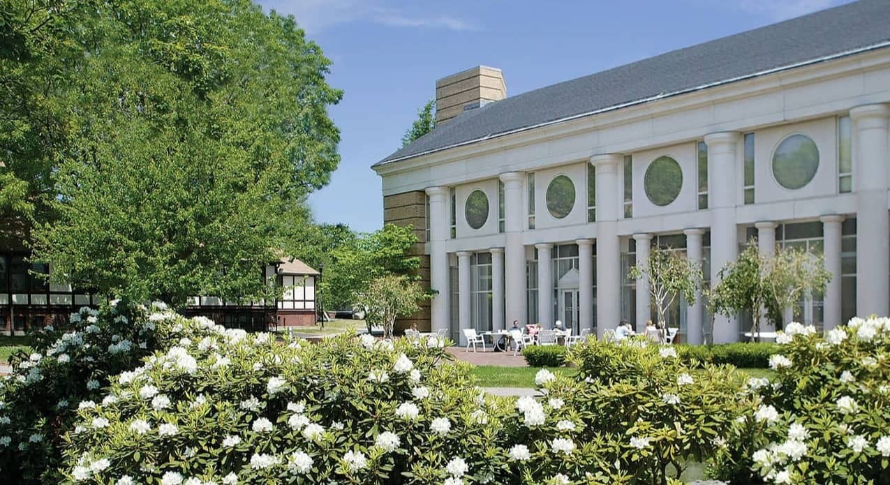 Theo dõi chăm sóc với độ chính xác: RFID trong an toàn và giám sát tại các khoa tâm thần