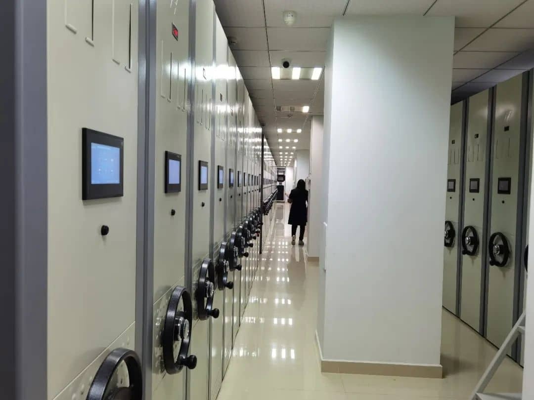 Lưu trữ tư pháp thông minh: Tận dụng công nghệ RFID để quản lý tài liệu tòa án an toàn và có thể truy vết.